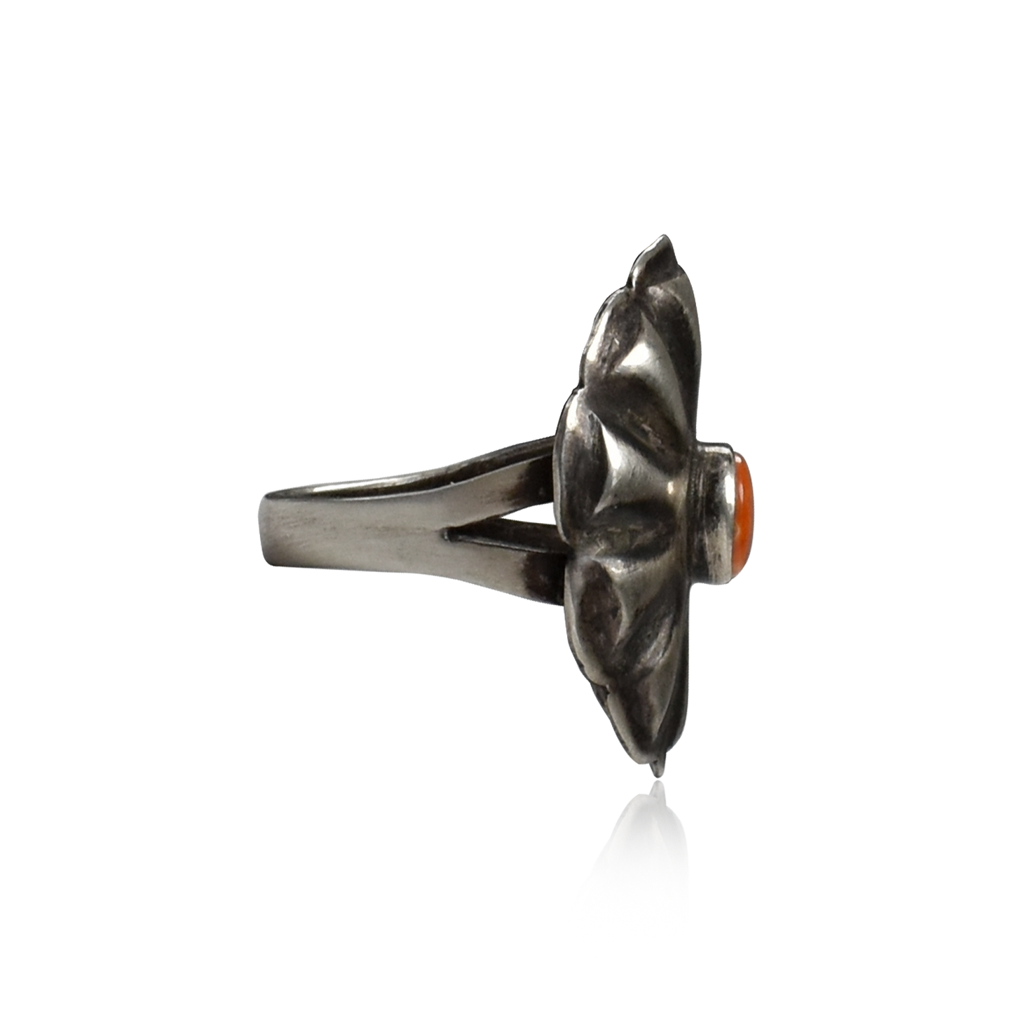 Hand-Tooled Silver Shield Ring with Spiny Oyster Inlay