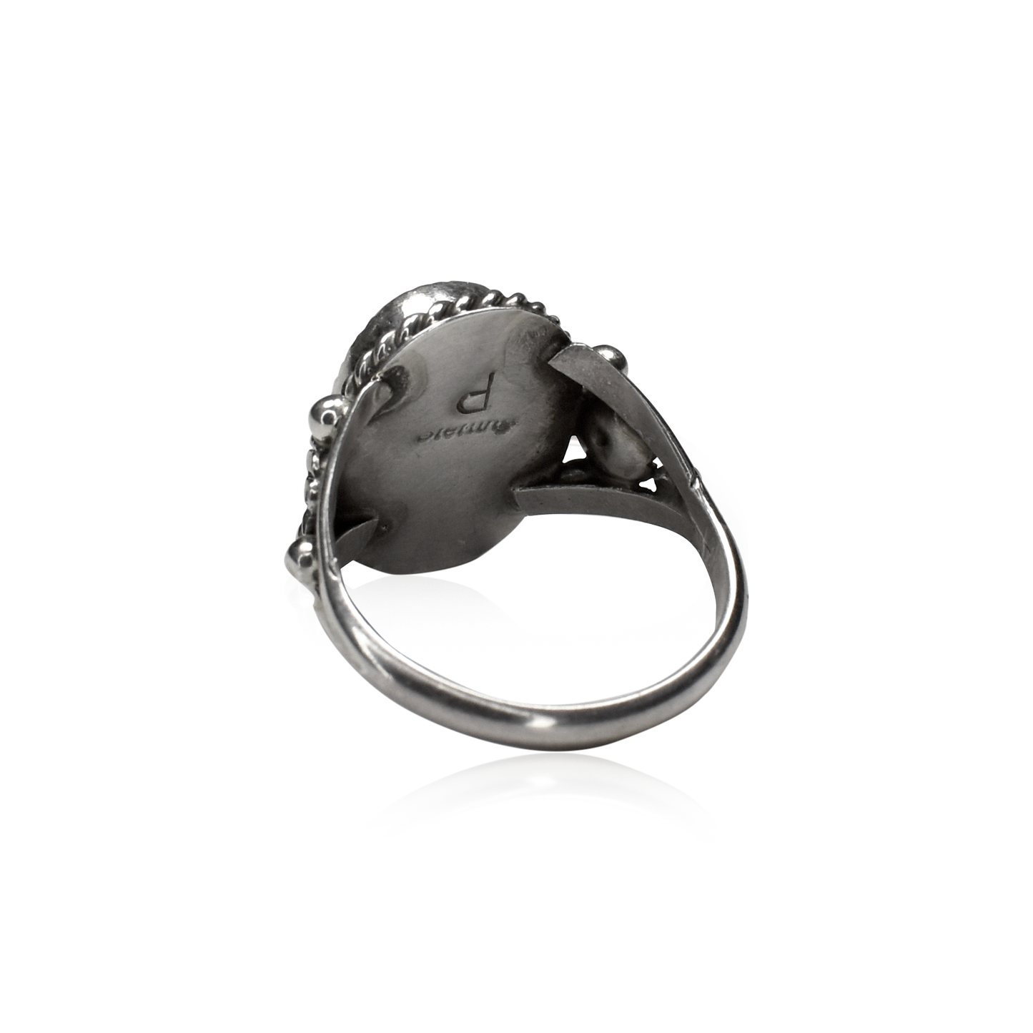 Oval Red Spiny Oyster Ring with Floral Accents