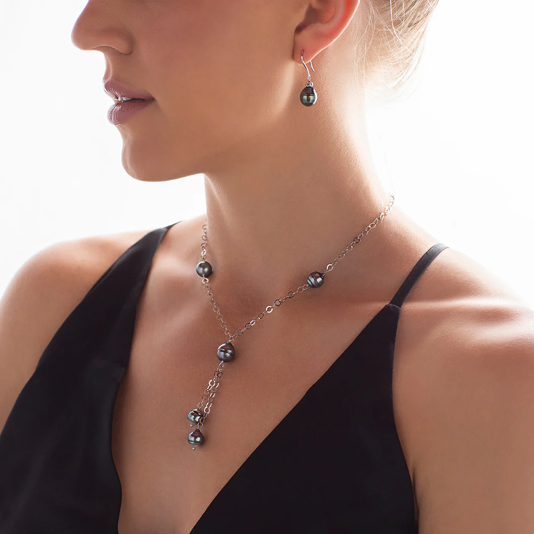 Pearls by Shari Tin Cup Tahitian Silver Circle Lariat Necklace