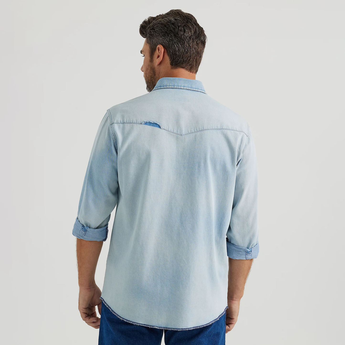 Wrangler Men's Vintage-Inspired Western Snap Workshirt - Light Wash