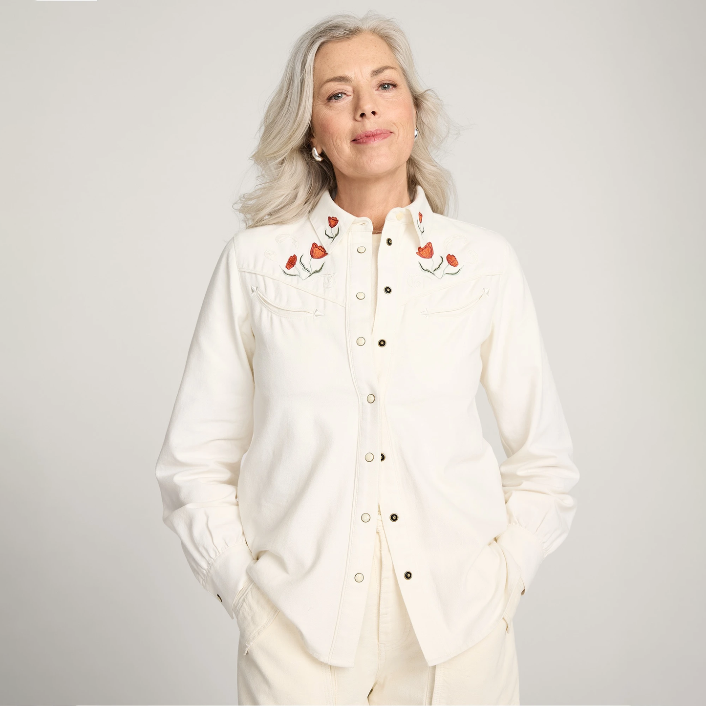 Pendleton Women's Western Embroidered Shirt - Ecru