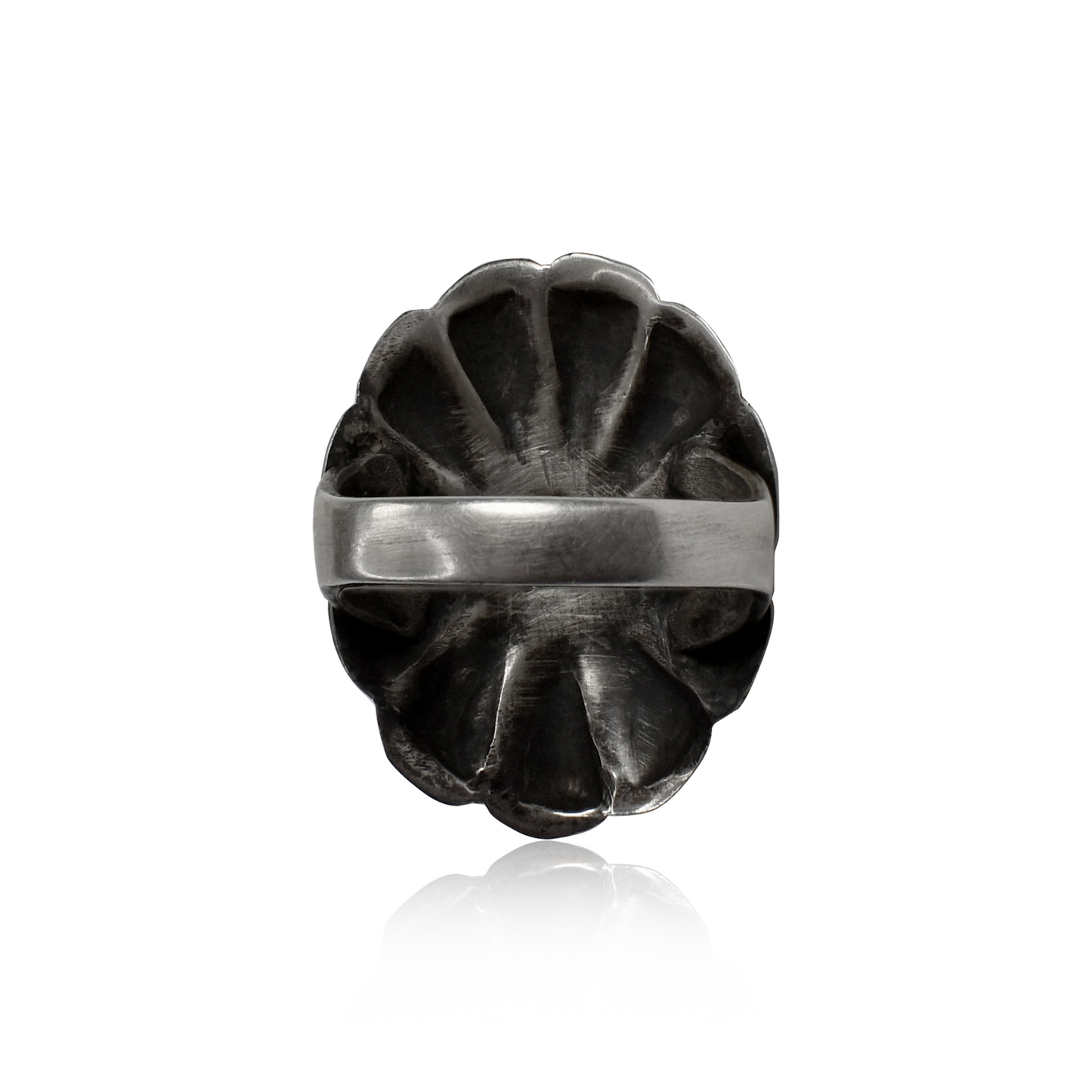 Hand-Tooled Silver Shield Ring with Spiny Oyster Inlay