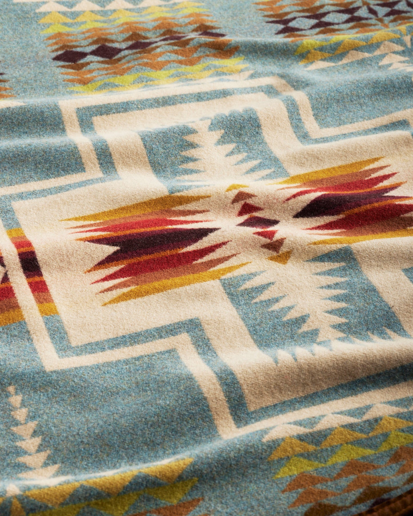 Pendleton Jacquard Napped Robe - Harding Shale