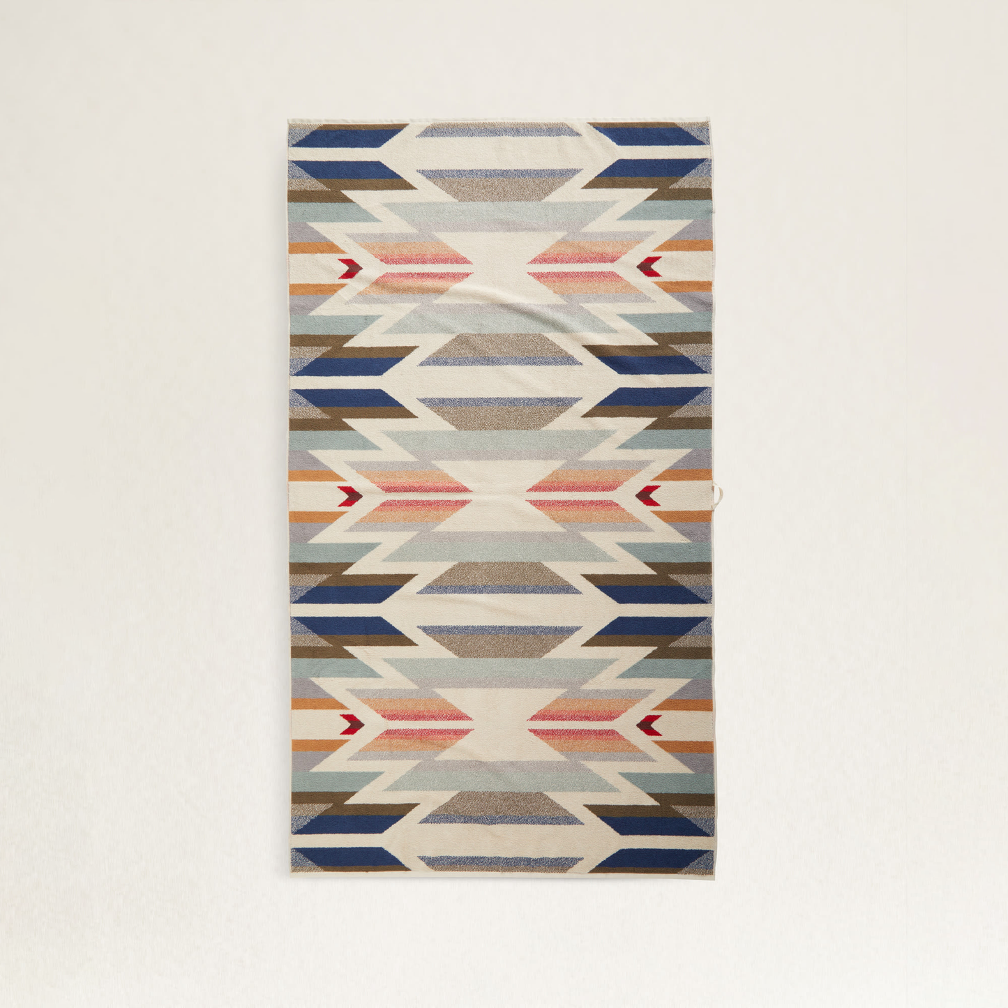 Pendleton Wyeth Trail Spa Towel - Beige