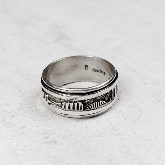 Sterling Silver Spinning Storyteller Ring by Elaine Becenti