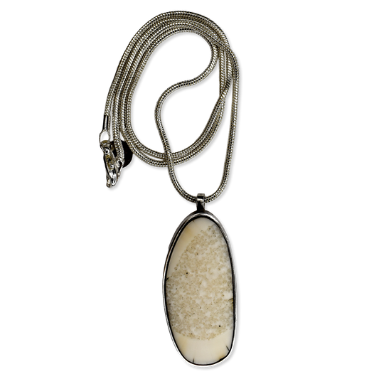 Echo Circle Elk Bone Pendant Necklace