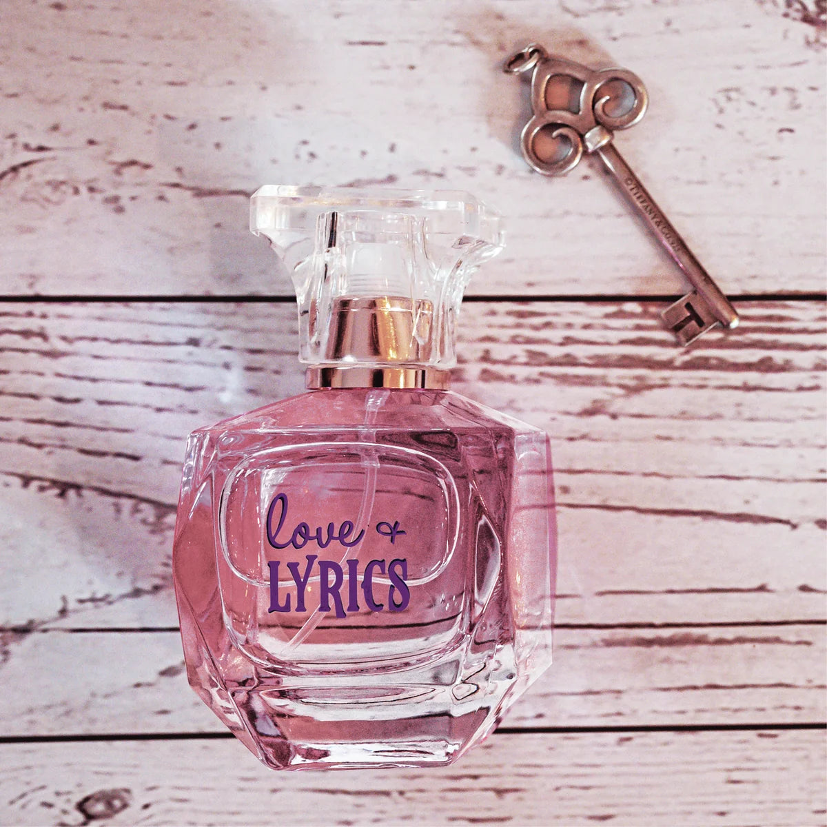 Tru Western Love & Lyrics Perfume