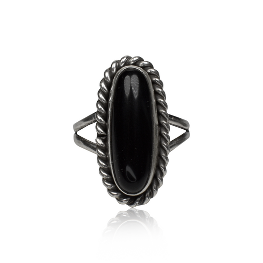 Oval Onyx Ring with Rope Border by Scott Skeets