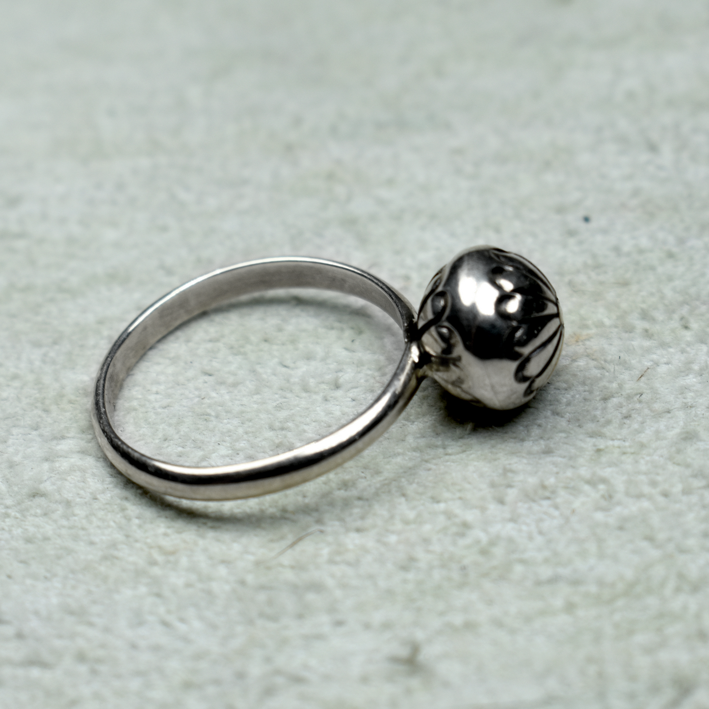 Etched Pillow Bead Ring