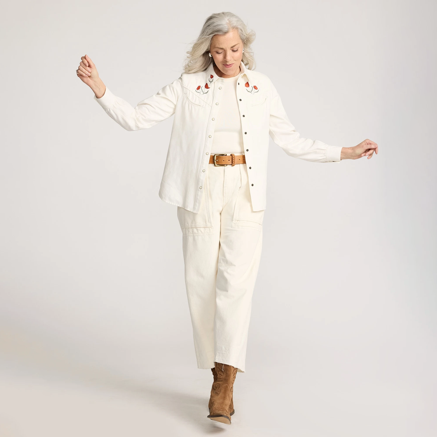 Pendleton Women's Western Embroidered Shirt - Ecru