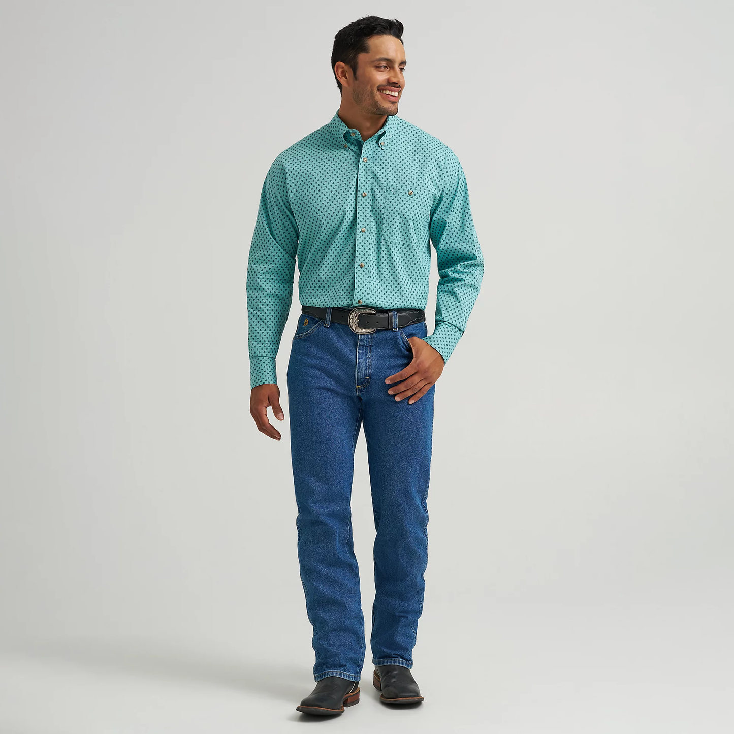 Wrangler Men's George Strait Long-Sleeved One Pocket Button Down Shirt